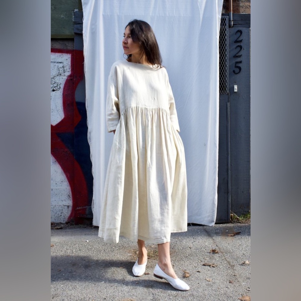 Black Crane Tradi Dress- Cream- Size Large